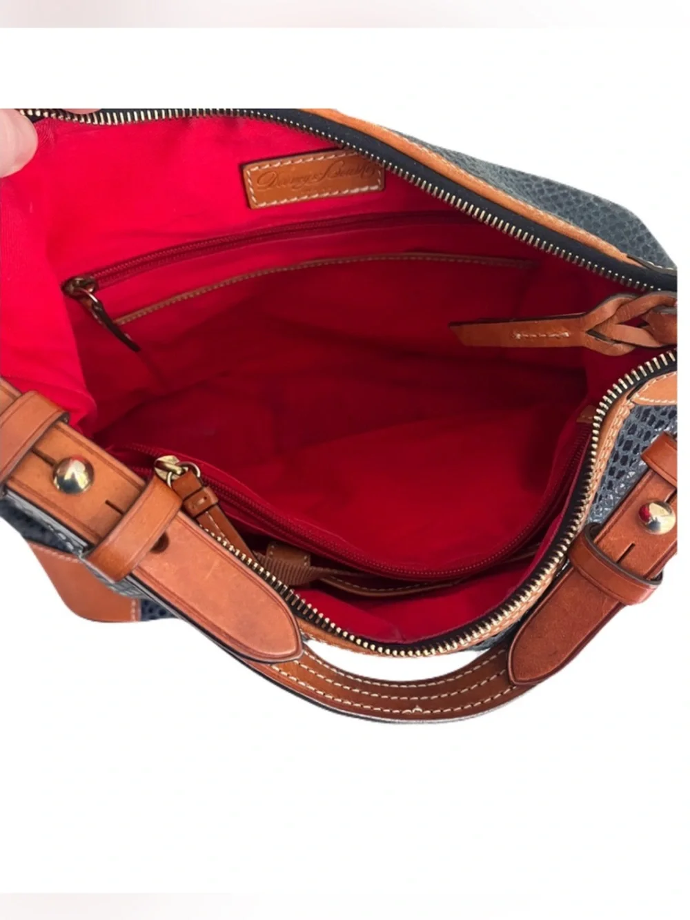 Dooney & Bourke ‘erica’ studs gently